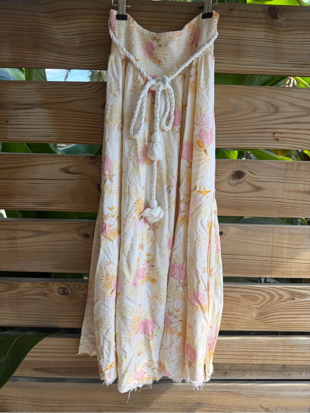 Forever 21 Cream Maxi skirt with Pink & Gold Shell Print